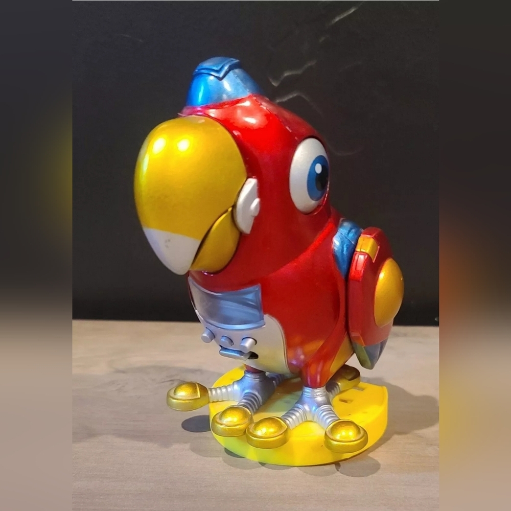 Trendmasters 2001 Red Colorful Parrot Alarm Clock * Read Details -Parts- Repair